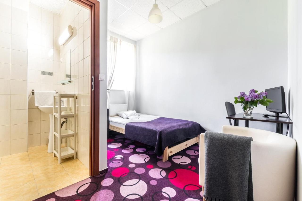 Motel SilverKonstantynów Łódzki エクステリア 写真