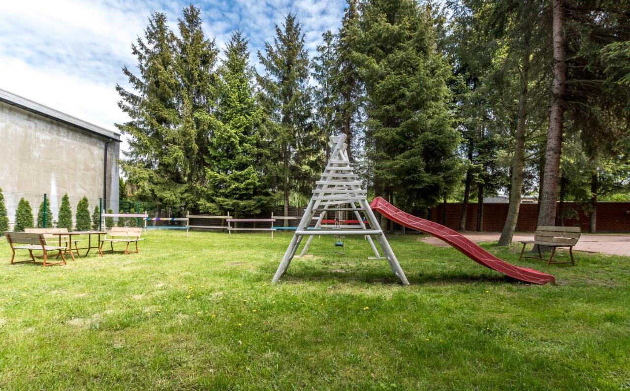 Motel SilverKonstantynów Łódzki エクステリア 写真